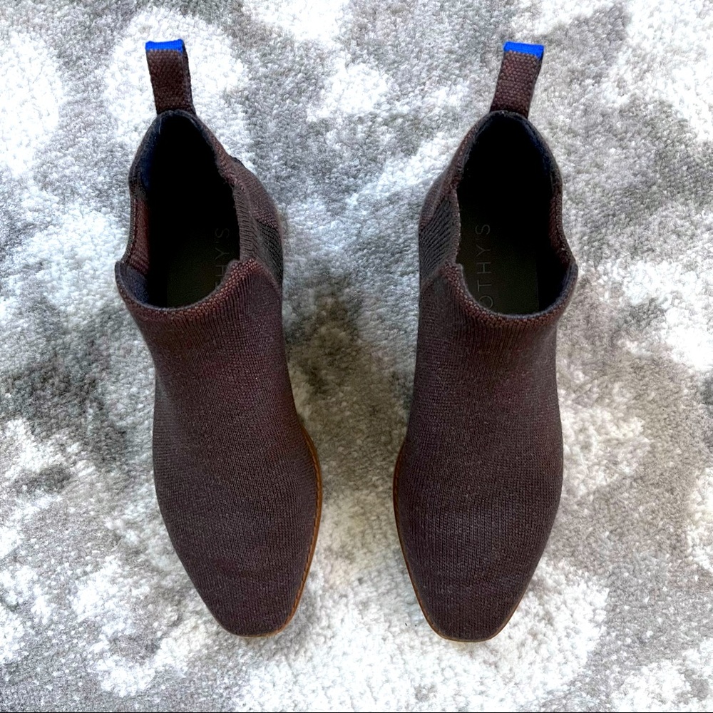 Rothy’s merino ankle boots in cocoa brown, size 8.